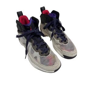 Air Jordan XXXVII (GS) Youths Light Bone/Fire Red -Black Size 6.5Y